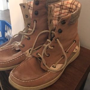 Sperry boots